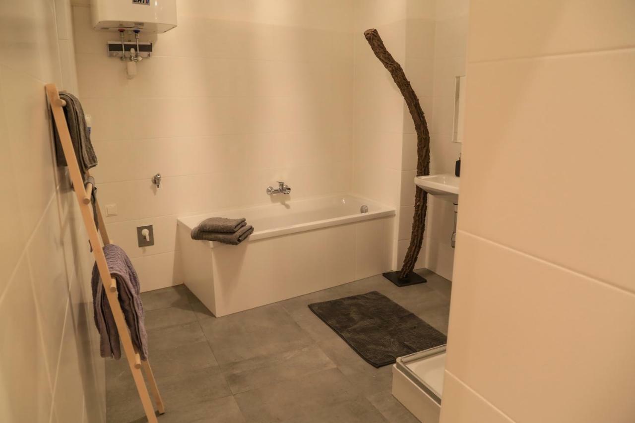 Lovely Apartment In The Heart Of Грац Екстериор снимка